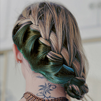 Colored Braid